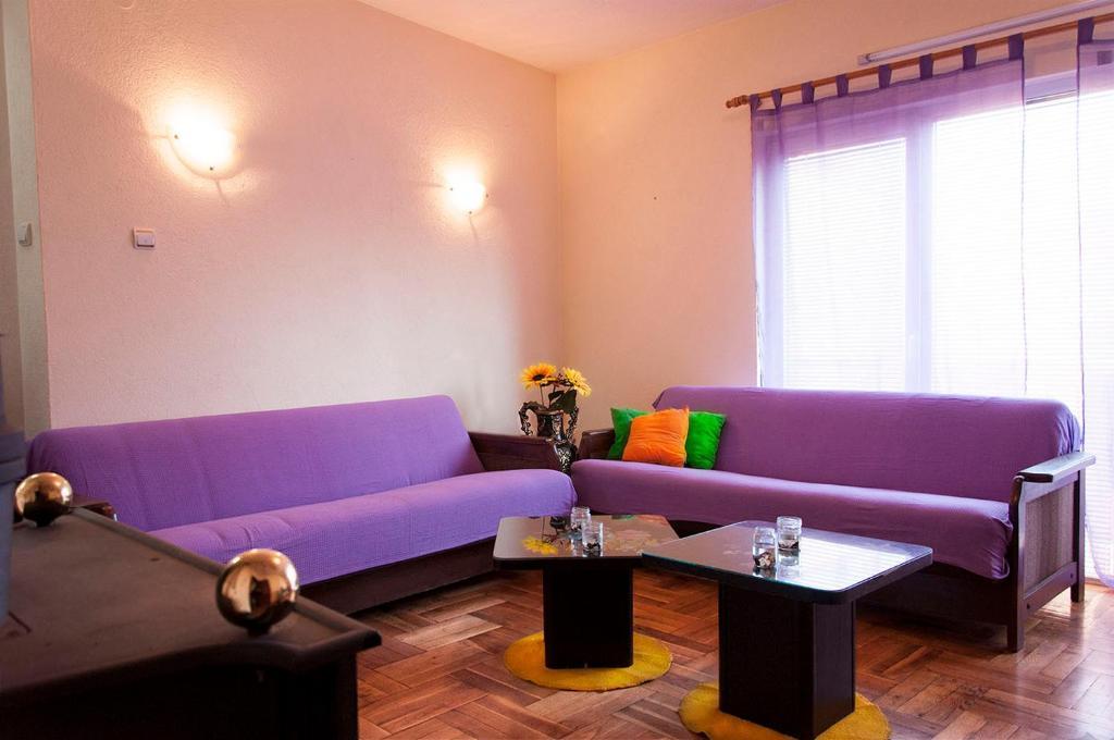 Goldy Hostel Bitola Ngoại thất bức ảnh