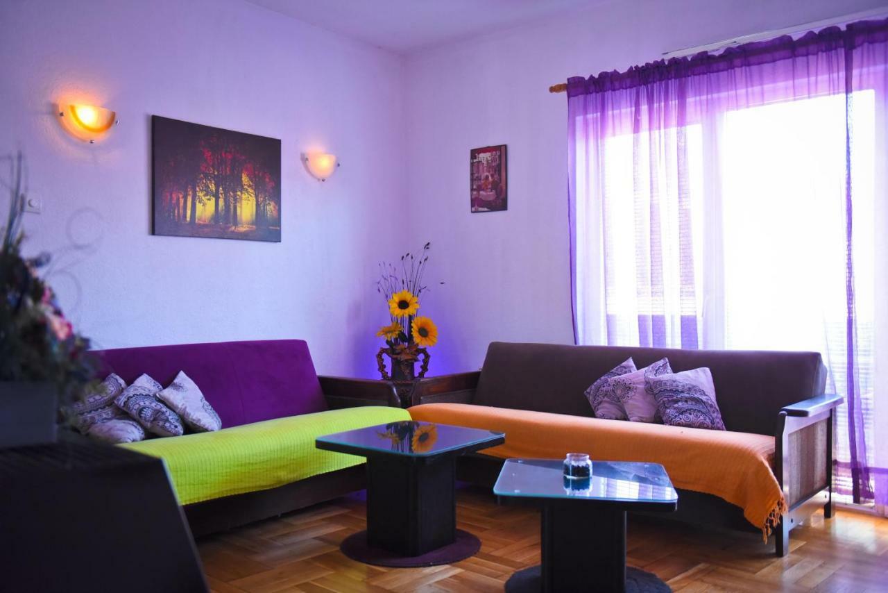 Goldy Hostel Bitola Ngoại thất bức ảnh
